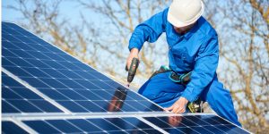 Installation Maintenance Panneaux Solaires Photovoltaïques à Villeloup